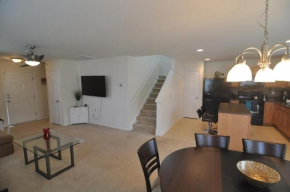 Spacious 3br Home In Quiet Neighborhood